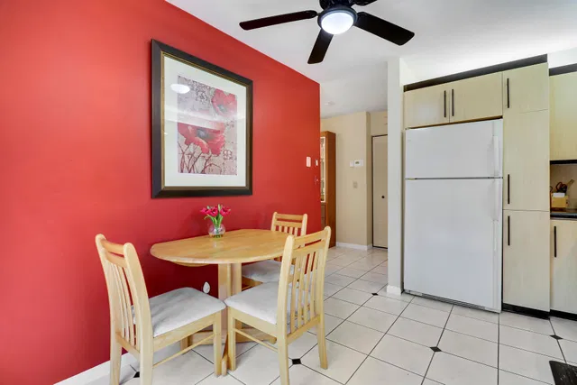 Residence photo 16