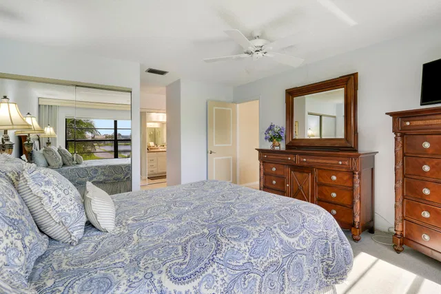 Residence photo 26