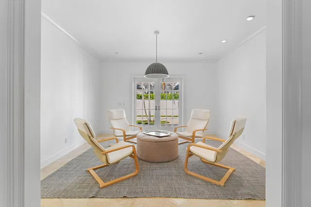 Residence photo 18
