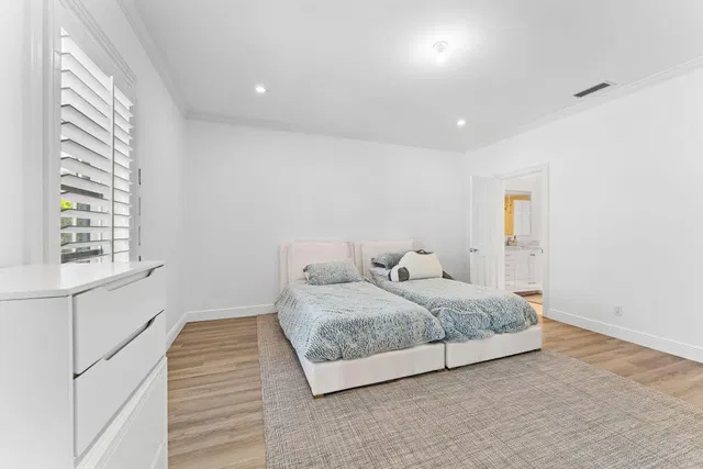 Residence photo 19