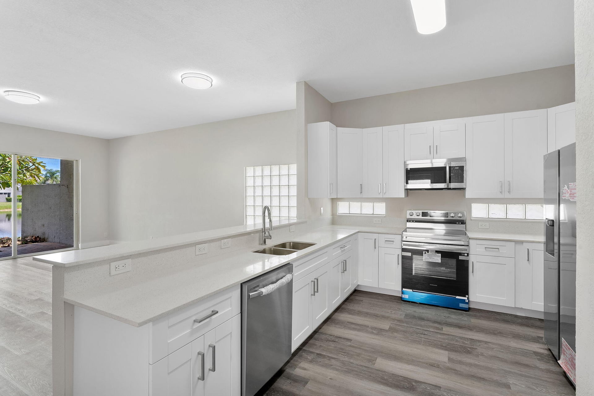 Residence photo 17