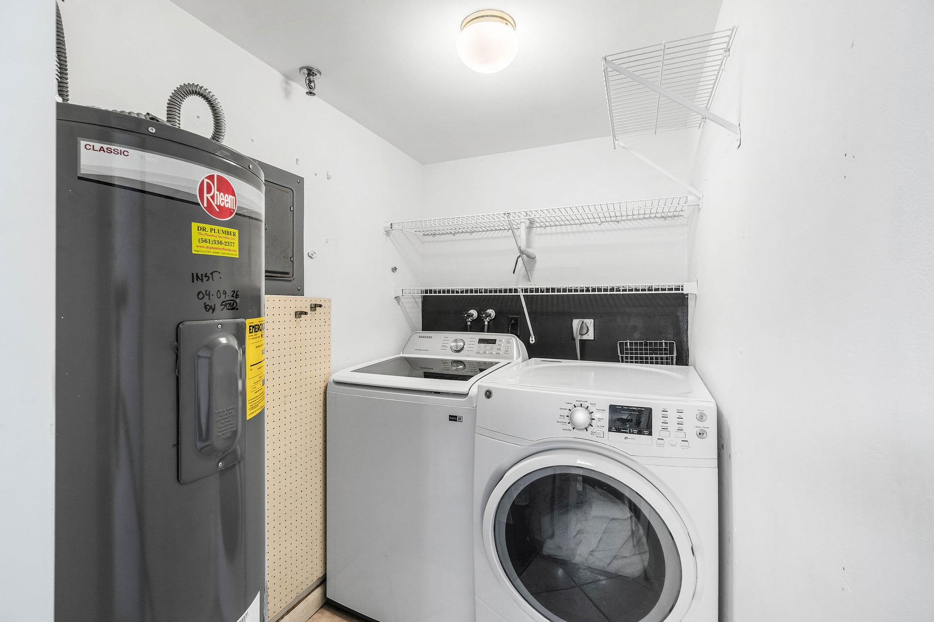 Unit 513 photo 13