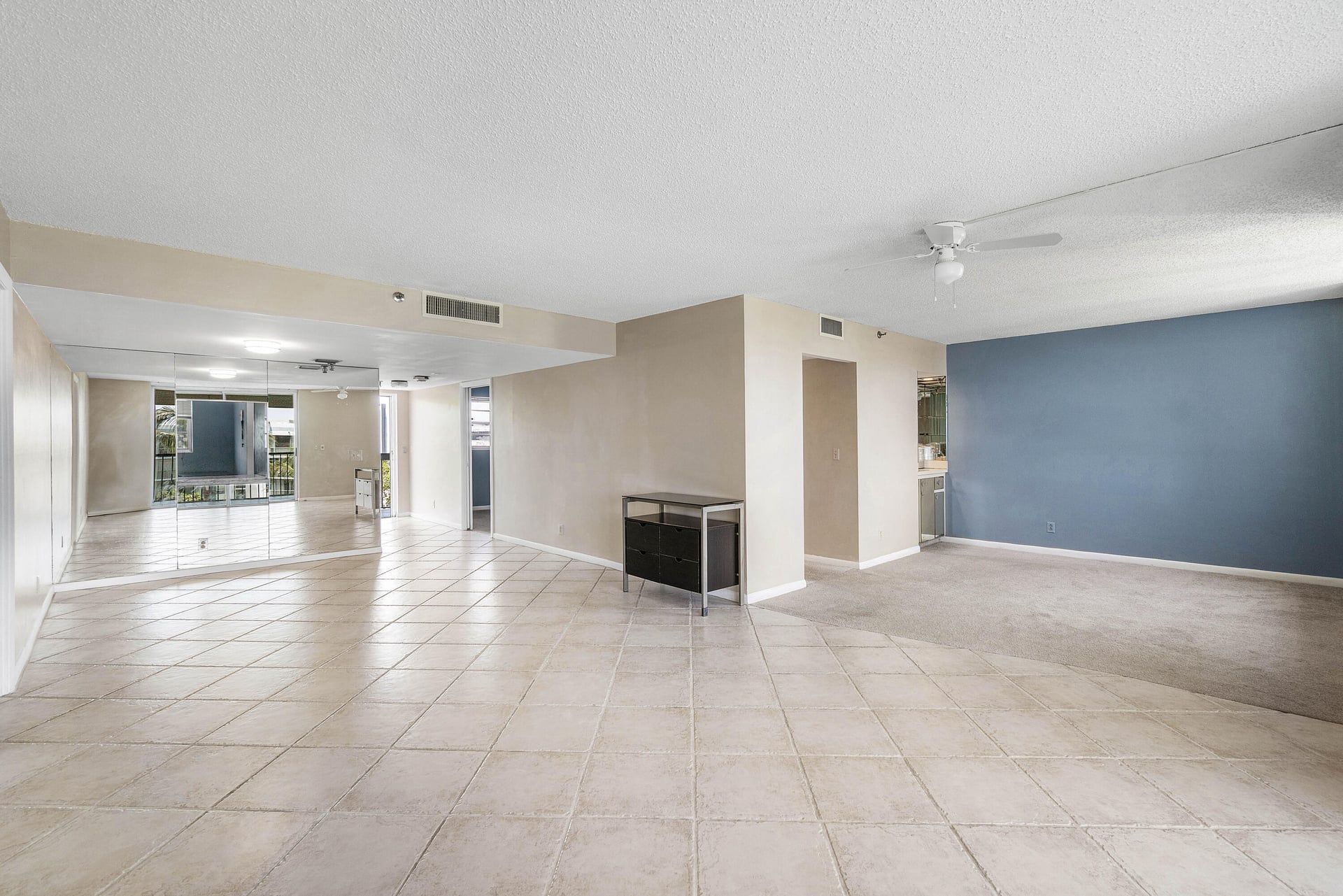 Unit 513 photo 18