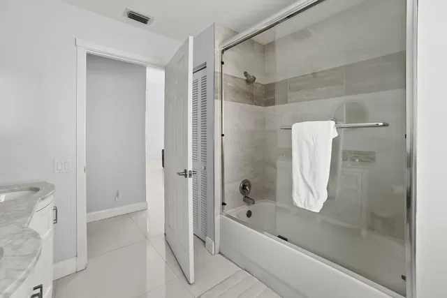  Residence photo 38