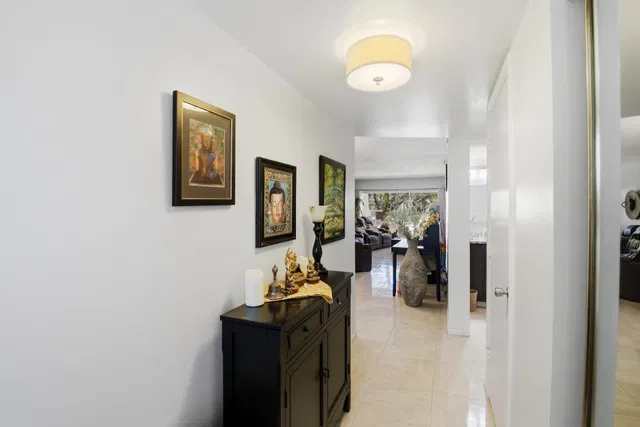 Unit 112 photo 11