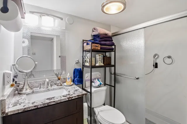 Unit 112 photo 30