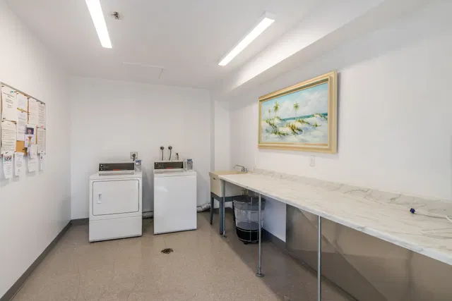 Unit 112 photo 31