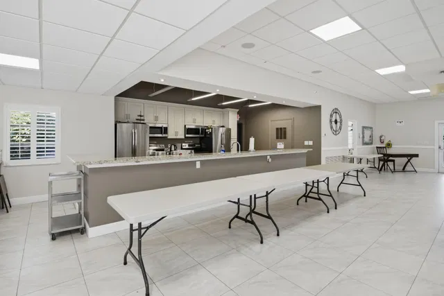 Unit 112 photo 37
