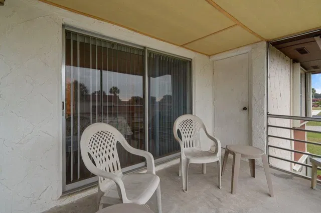 Unit 202 photo 23