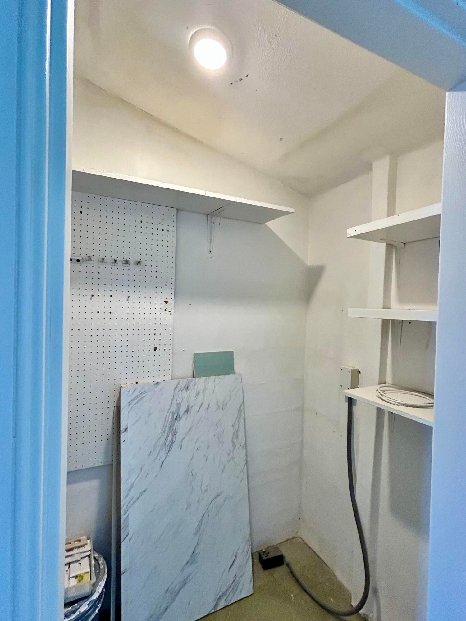 Unit C photo 14