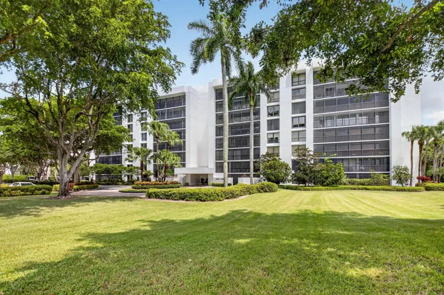 Boca West Country Club Unit 317 photo 2