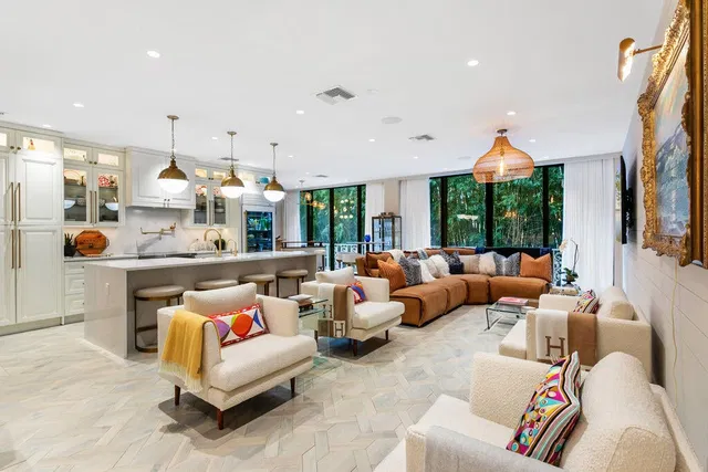 In-Town Palm Beach Unit 2020 photo 6