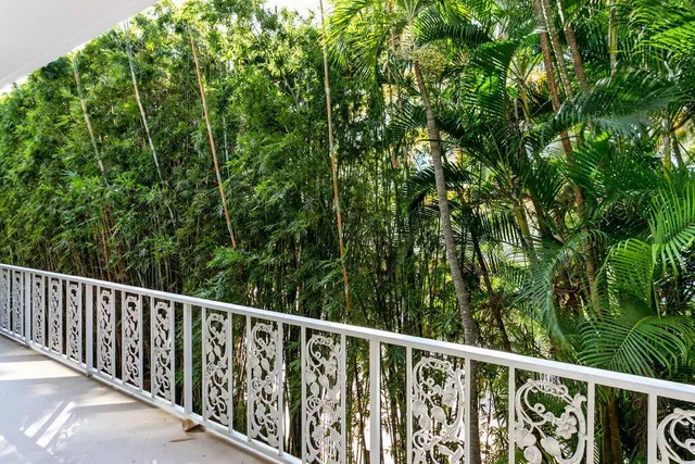 In-Town Palm Beach Unit 2020 photo 17