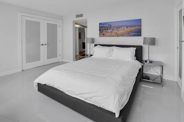 500 S Ocean Boca Unit 2209 photo 16