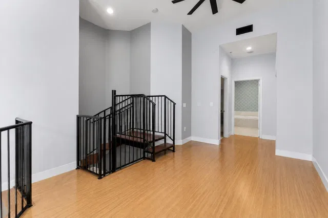 One City Plaza Unit 220 photo 10