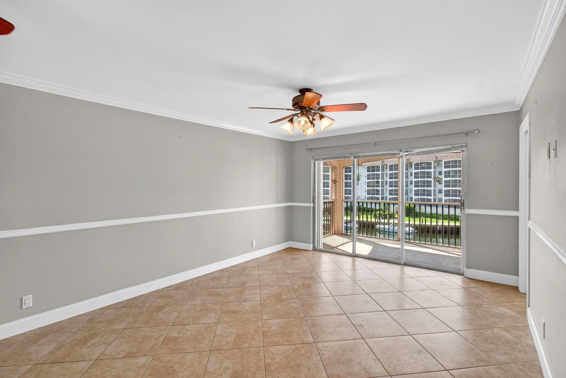 Unit V345 photo 6