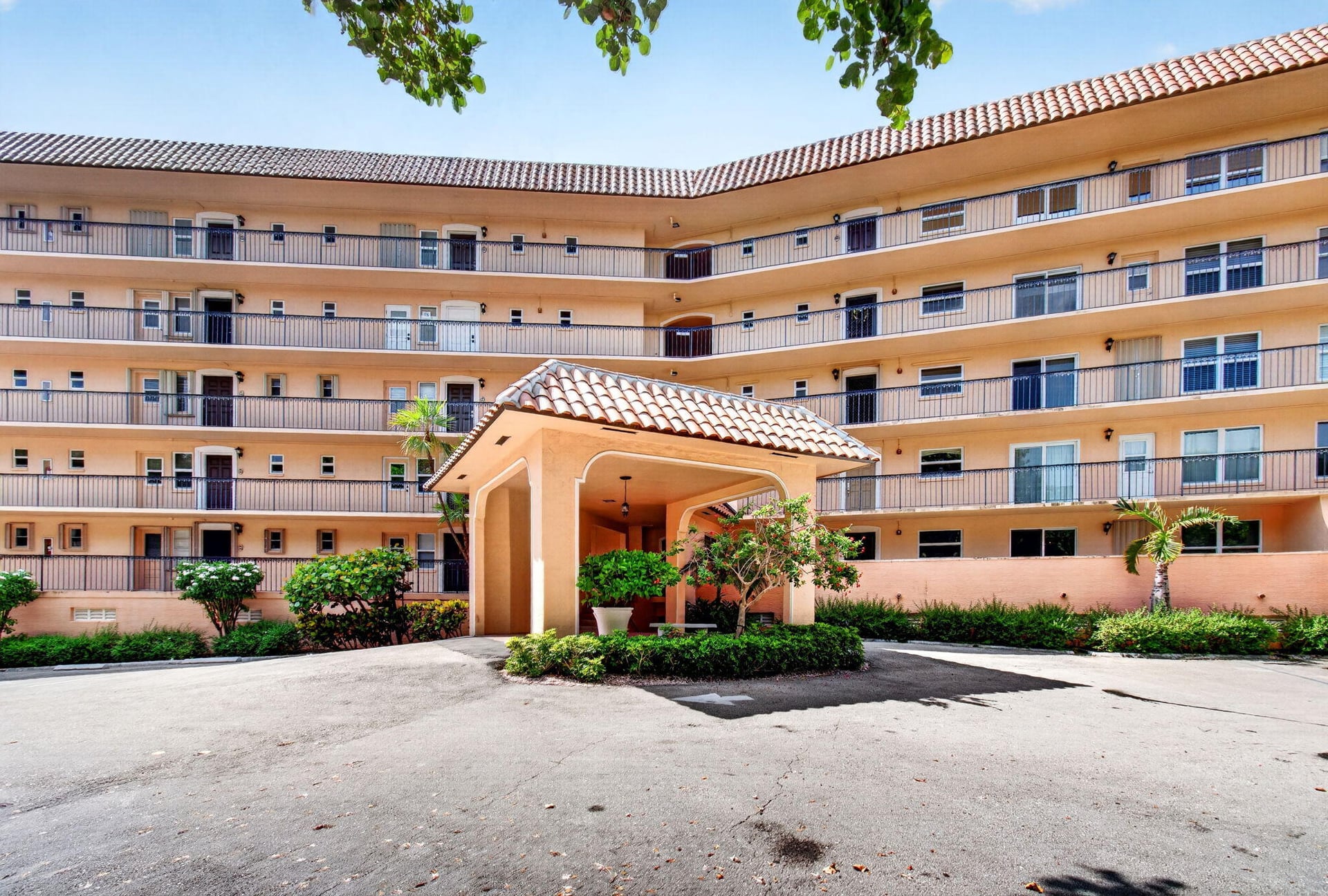 Unit V345 photo 68