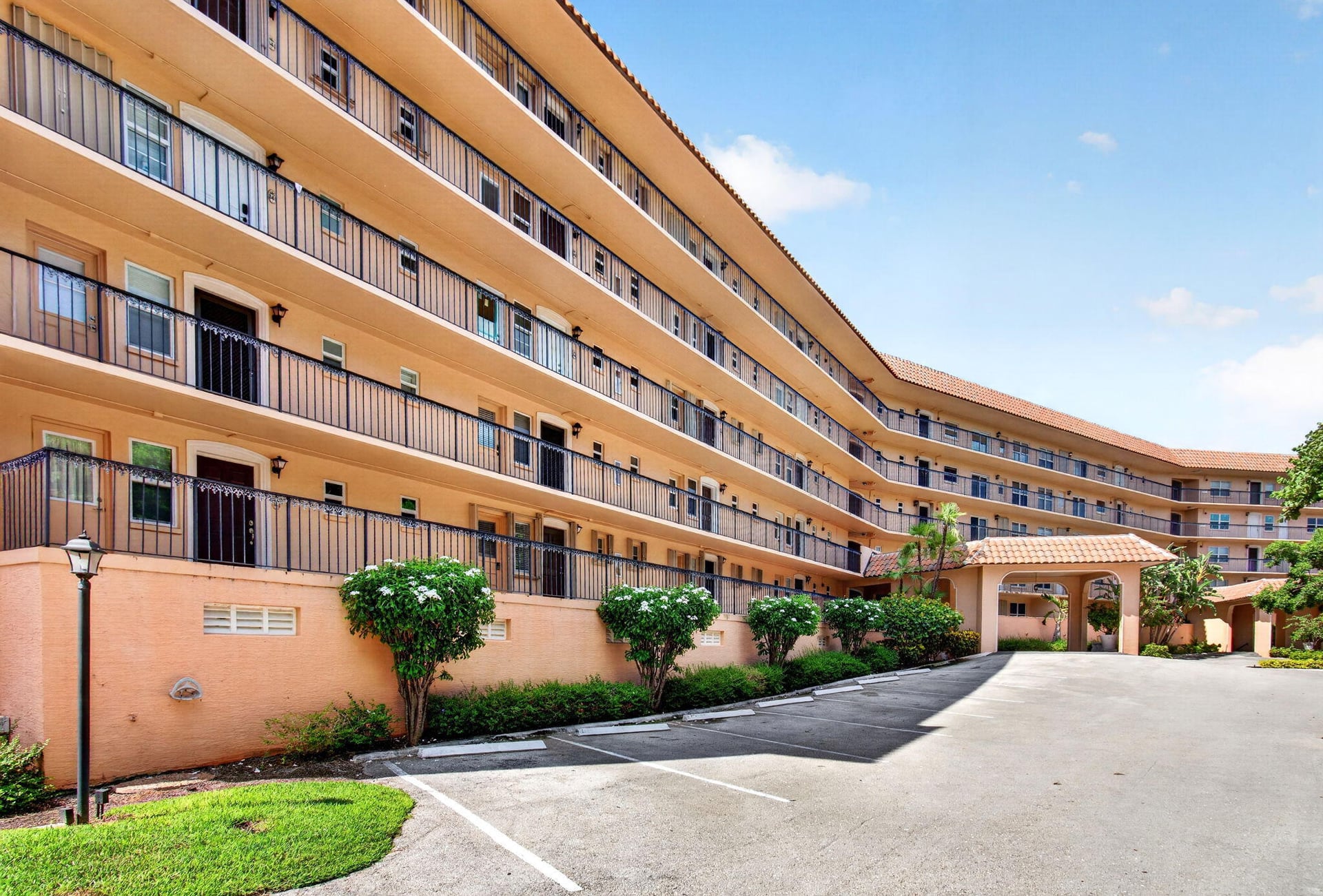 Unit V345 photo 69