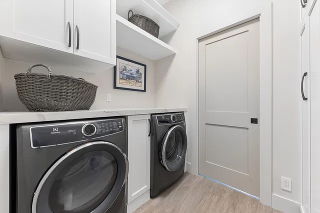 Residence photo 25