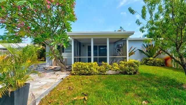 Residence photo 10