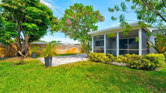 Residence photo 11