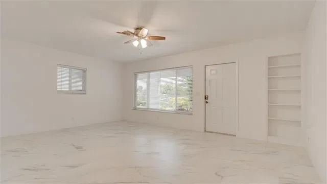 Residence photo 19