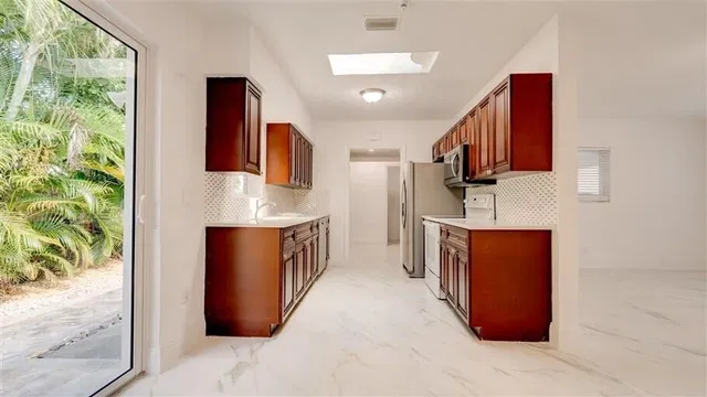 Residence photo 23