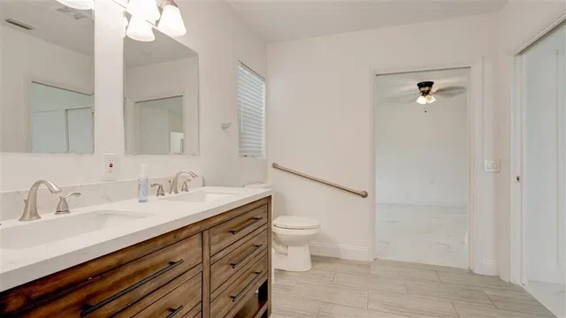 Residence photo 42