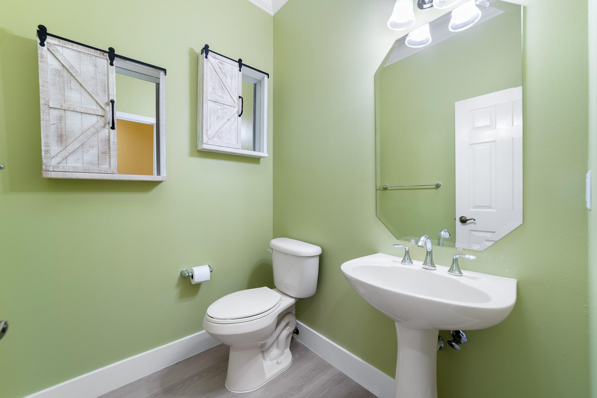 Residence photo 5