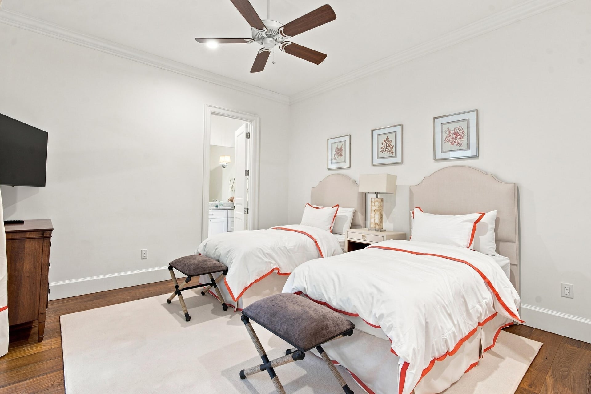 Saddle Trail Park Residence photo 15