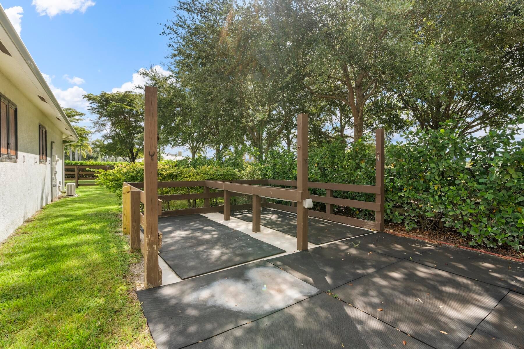 Saddle Trail Park Residence photo 45