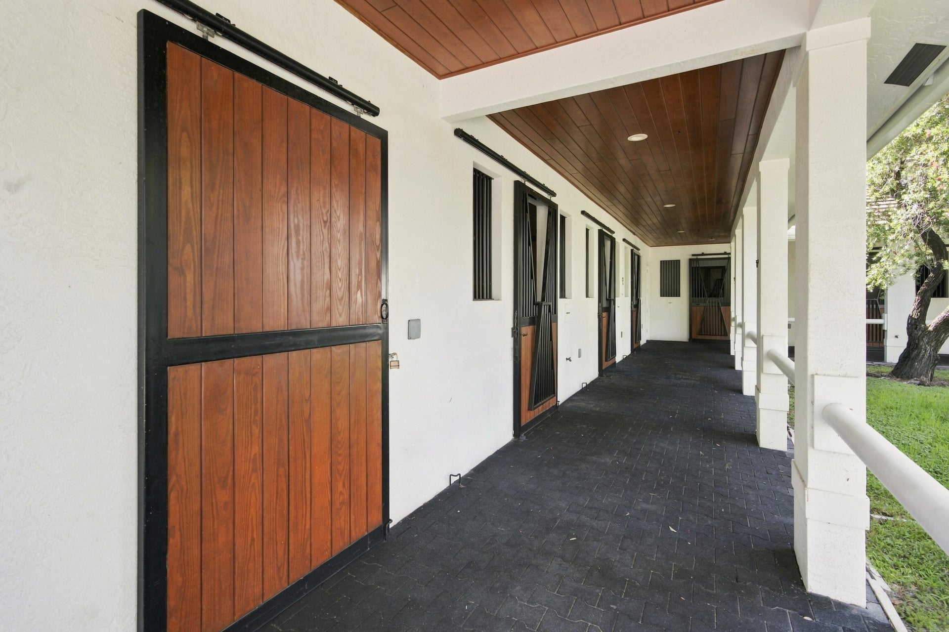 Saddle Trail Park Residence photo 63