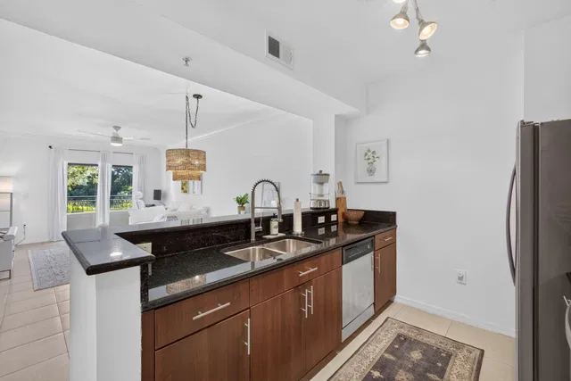 Residences at Midtown Palm Beach Gardens Unit 2211 photo 5