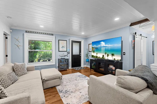  Residence photo 6