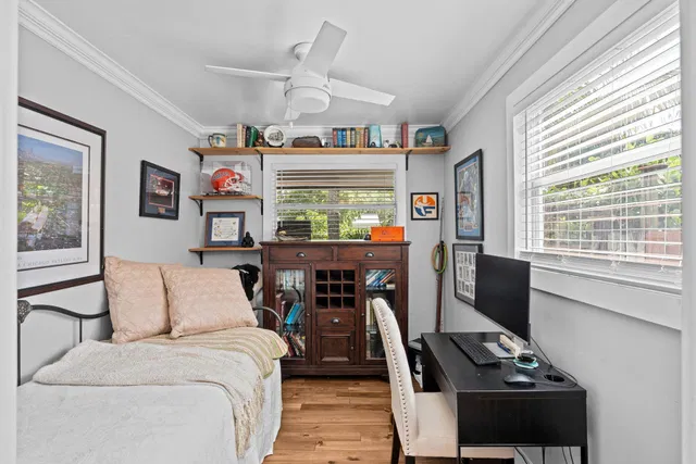 Residence photo 26