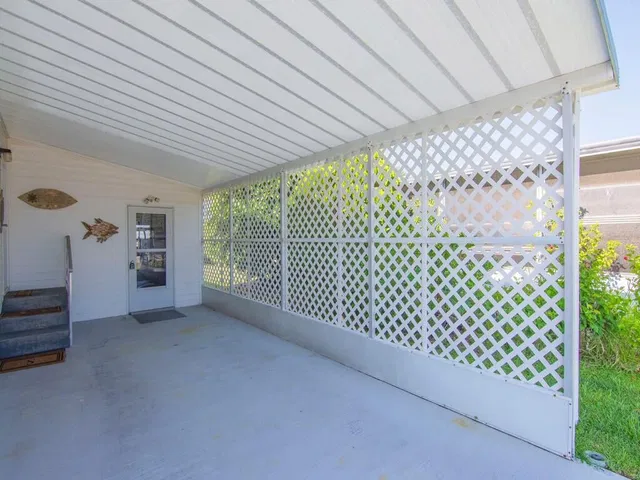  Residence photo 5