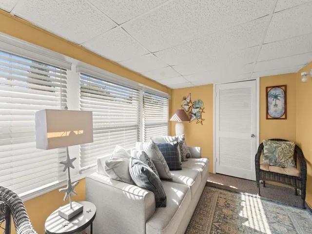 Residence photo 31