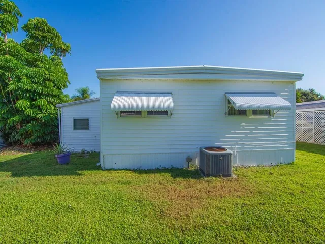  Residence photo 33
