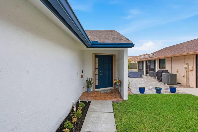  Residence photo 4