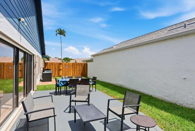  Residence photo 28