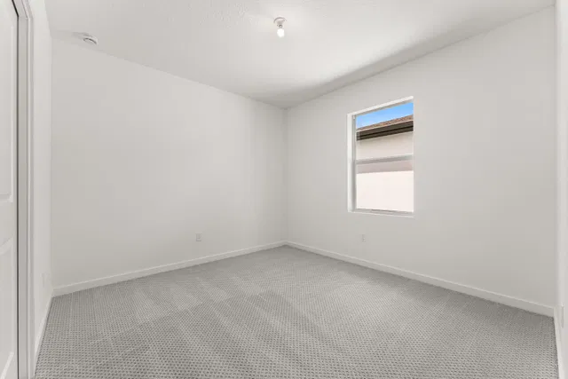 Residence photo 6