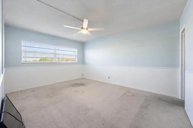  Unit Unit 405 photo 10