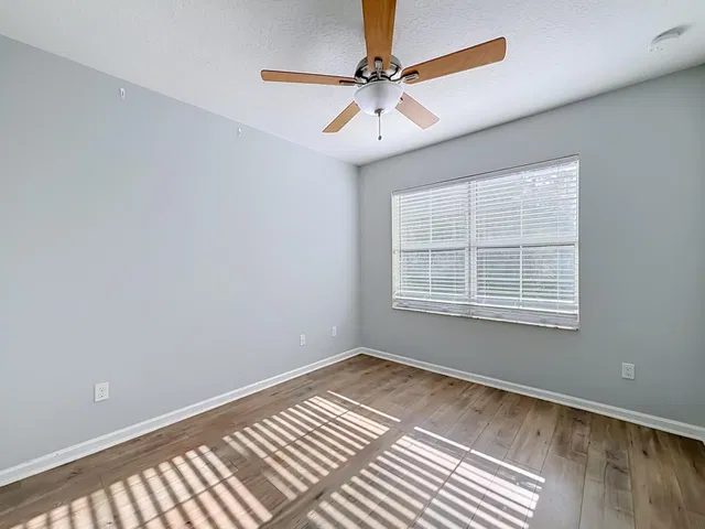 Residence photo 23