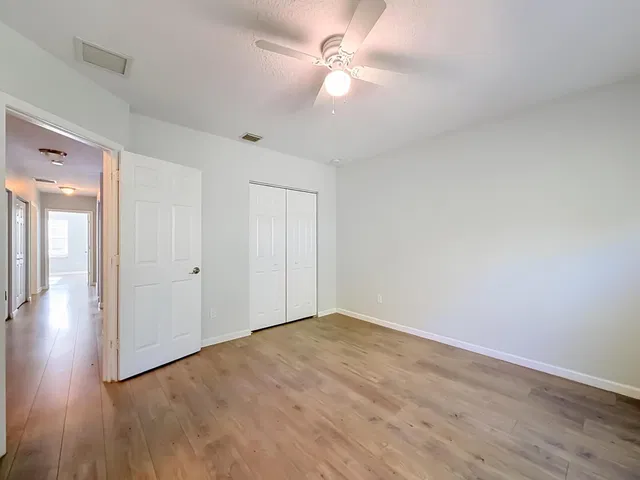Residence photo 32