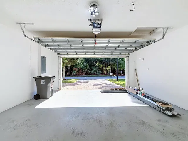 Residence photo 45