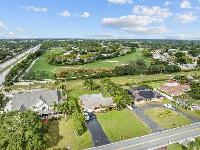Residence photo 14