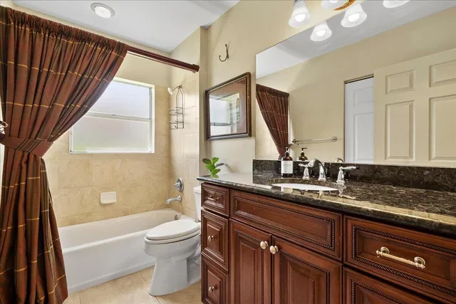  Residence photo 20