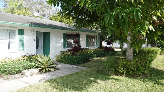 Residence photo 5