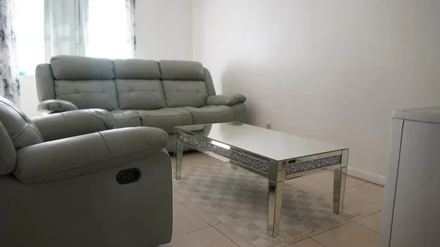 Residence photo 8