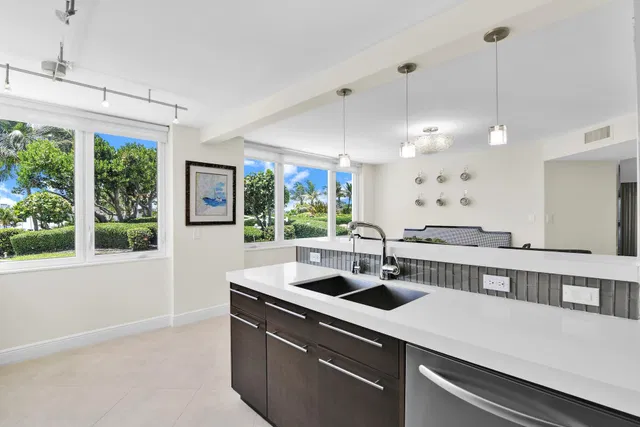 550 S Ocean Boca Unit 207 photo 14